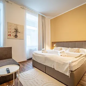 Design Luzanky Apartment Brno
