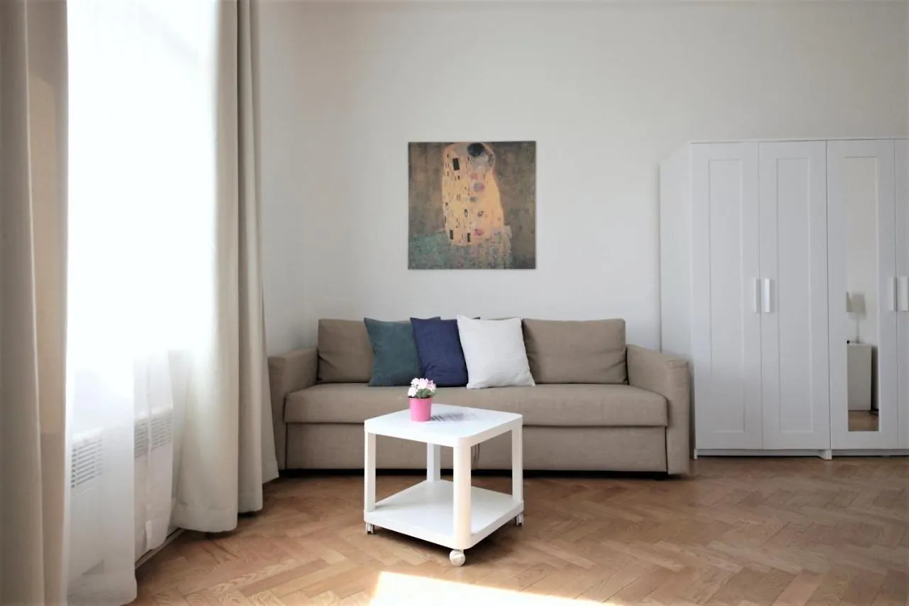 Angel City Aparthotel Prague