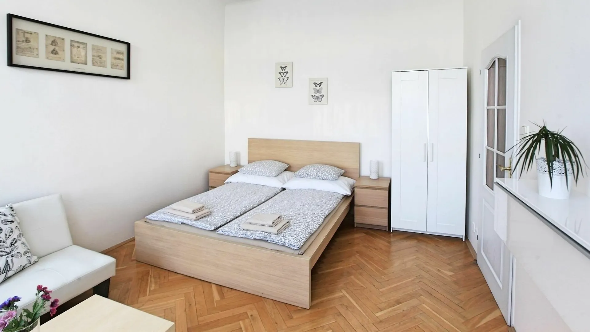 Angel City Aparthotel Prague